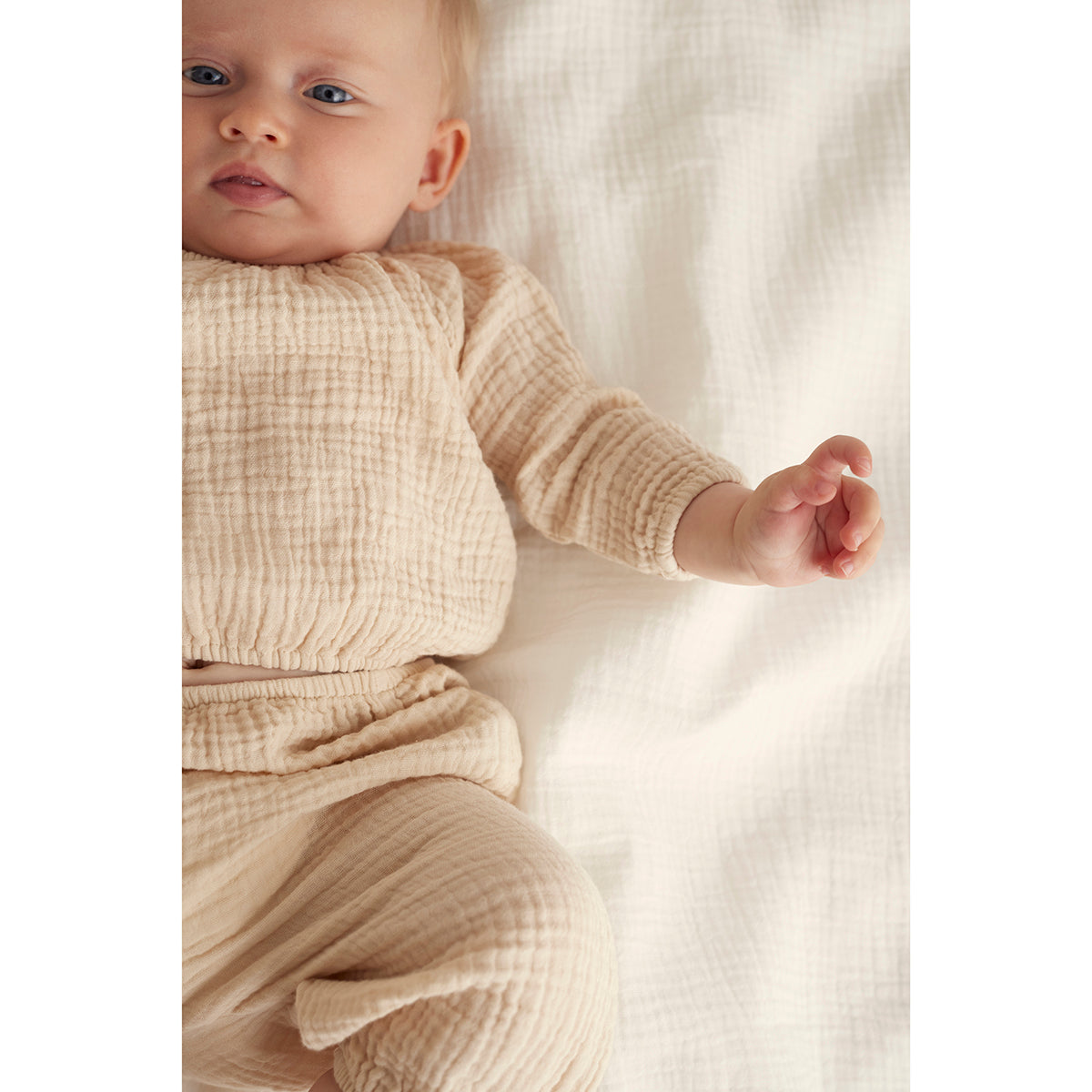 Cozmo Sol Trousers for newborns and babies