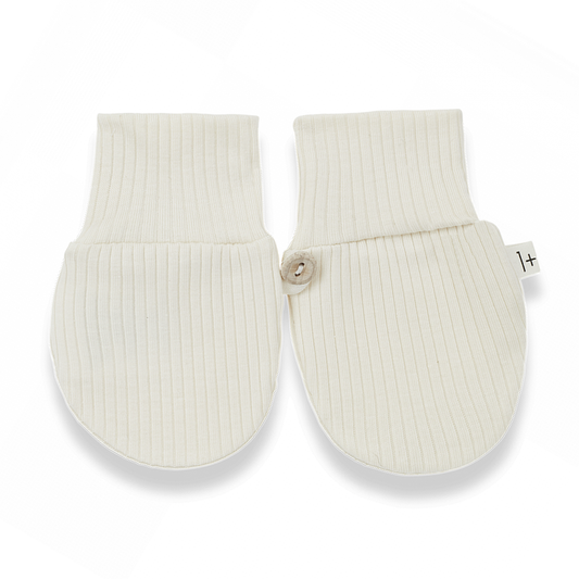 1+ In The Family Nura Mittens