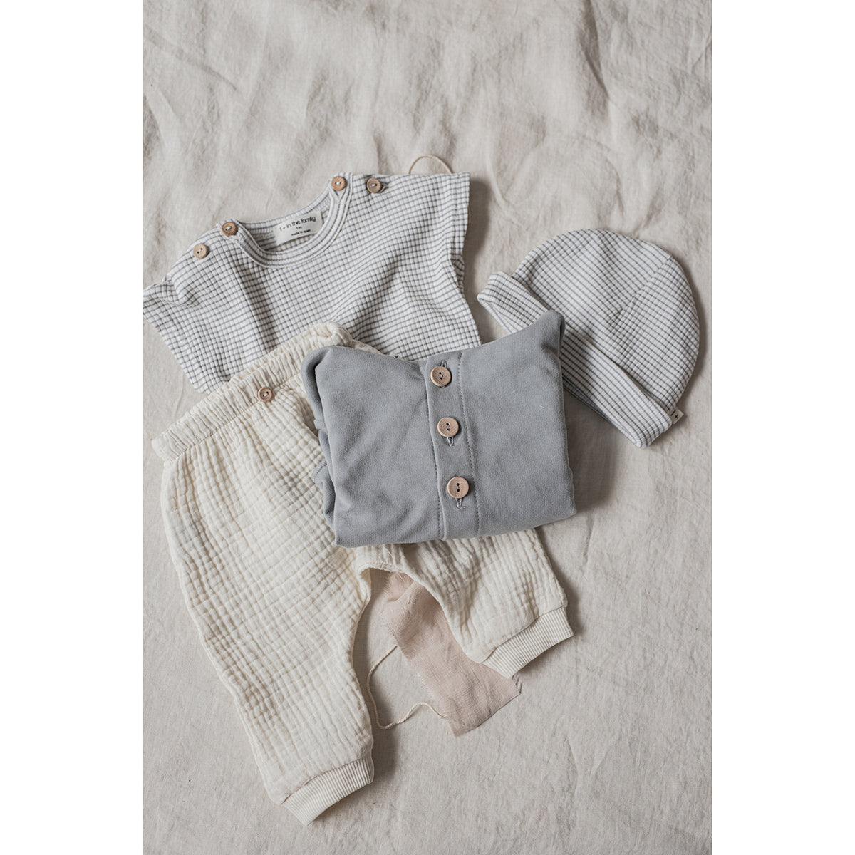 1+ In The Family Gio Beanie in the colour smoky-ivory