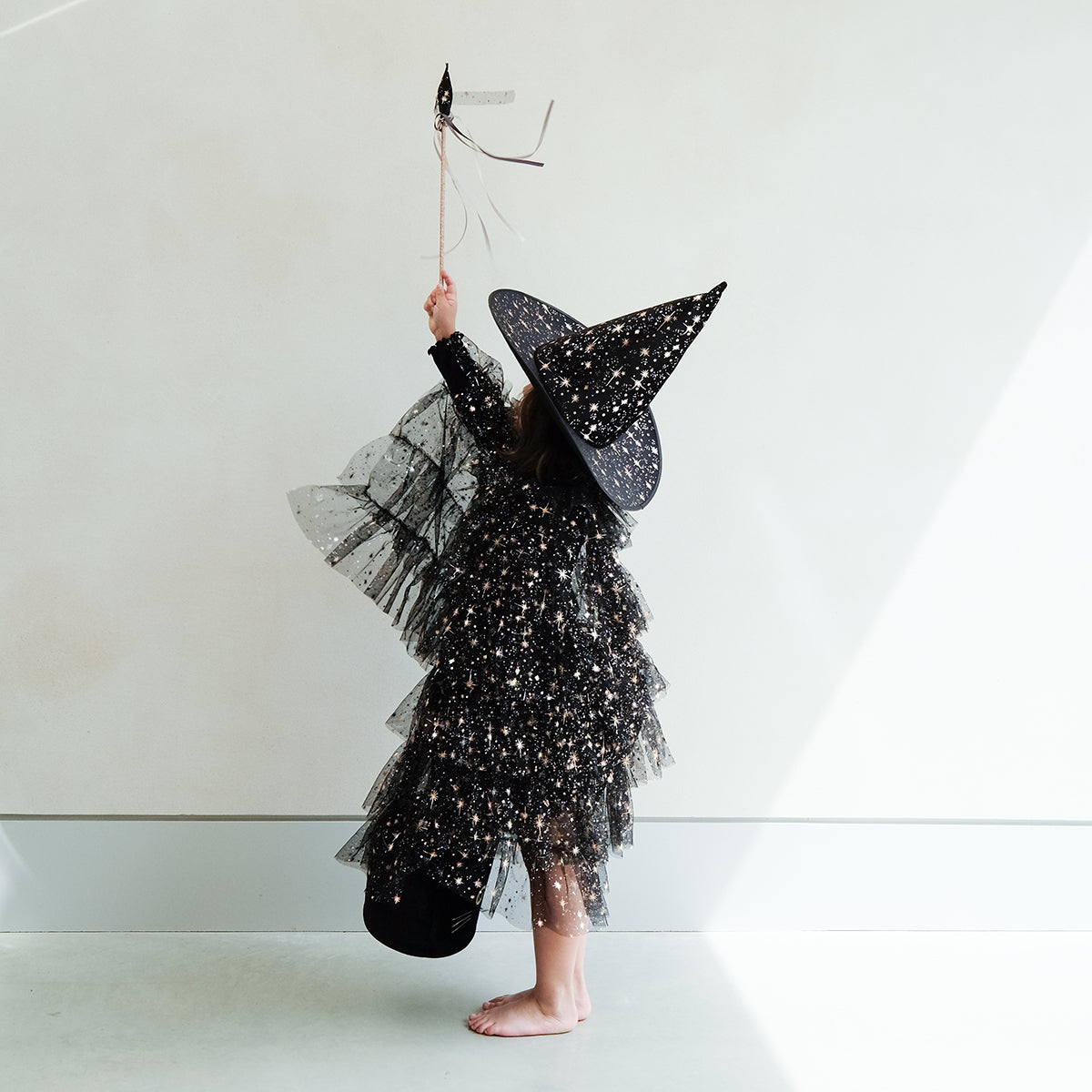 Mimi & Lula Ruffle Aurora Witch Cape