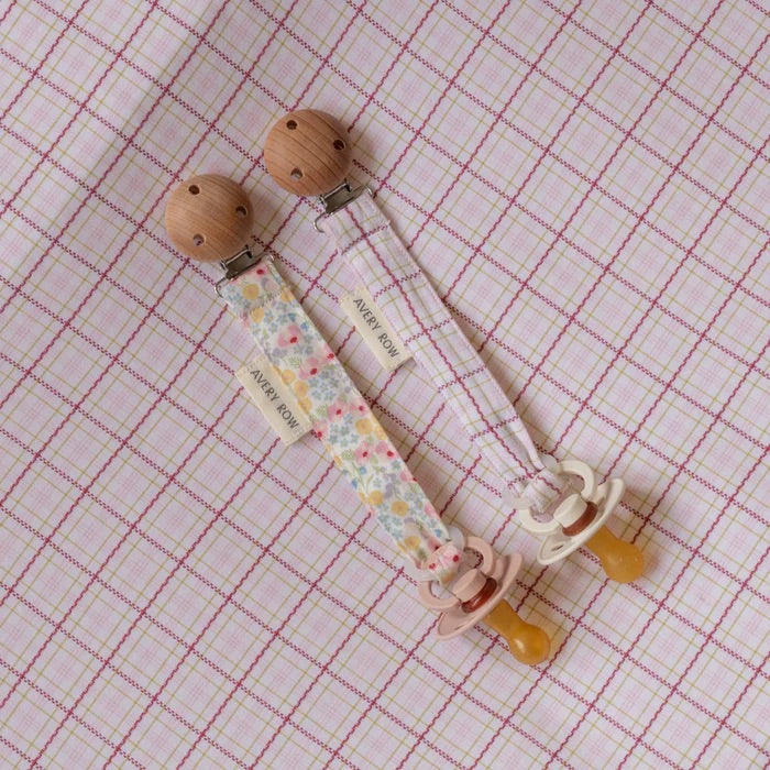 Avery Row Pacifier Holder