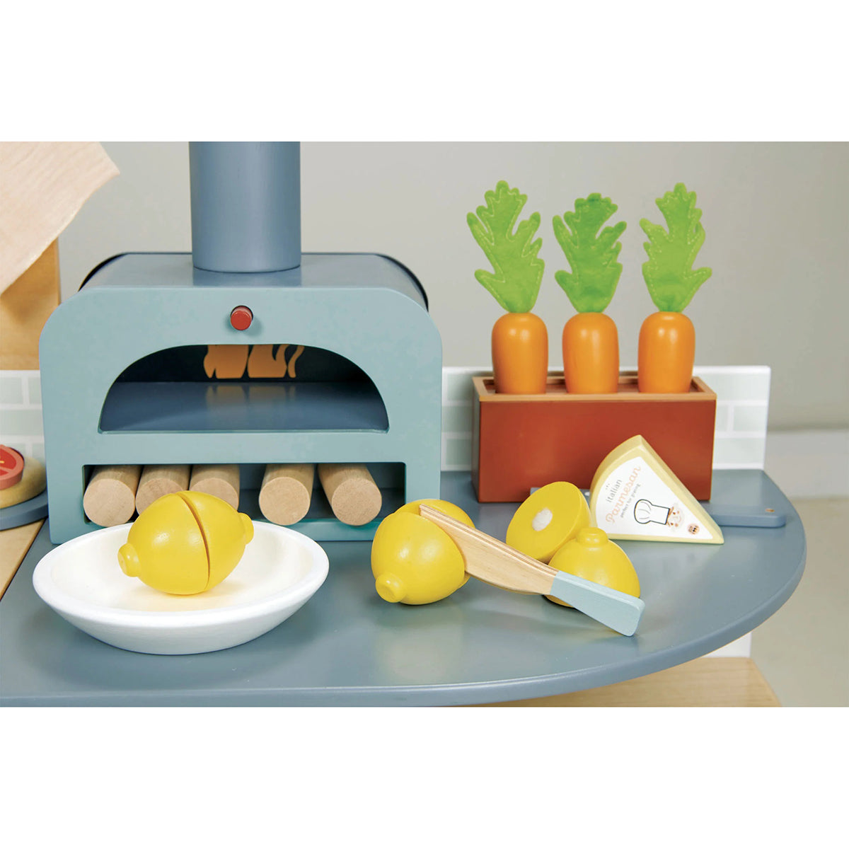Tender Leaf Toys La Fiamma Grand Kitchen Range with accessories