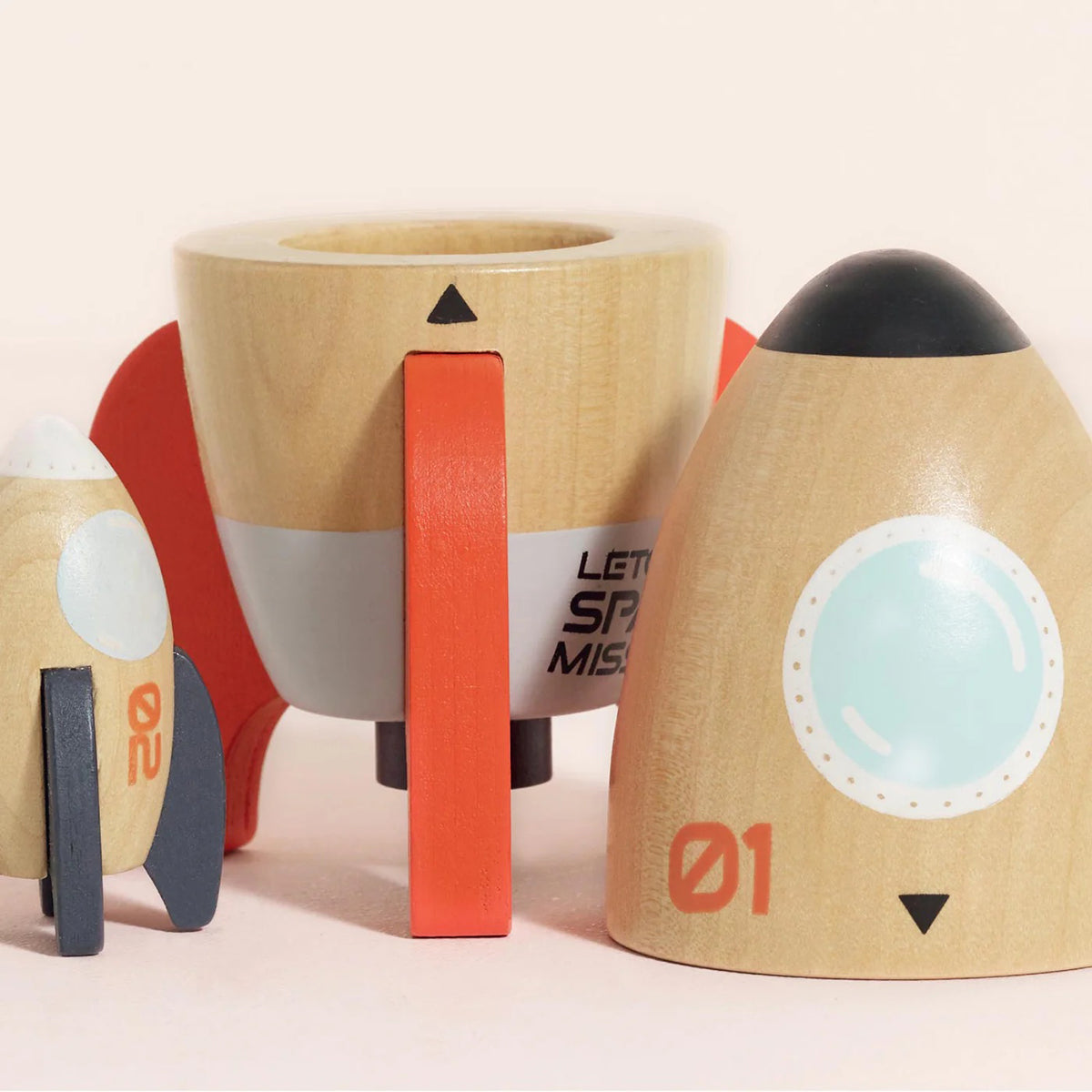 Le Toy Van Magnetic Space Rocket
