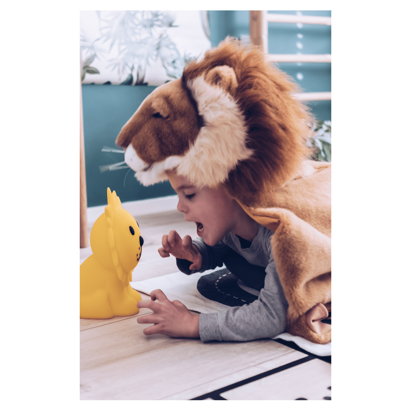 Mr.Maria Lion First Light