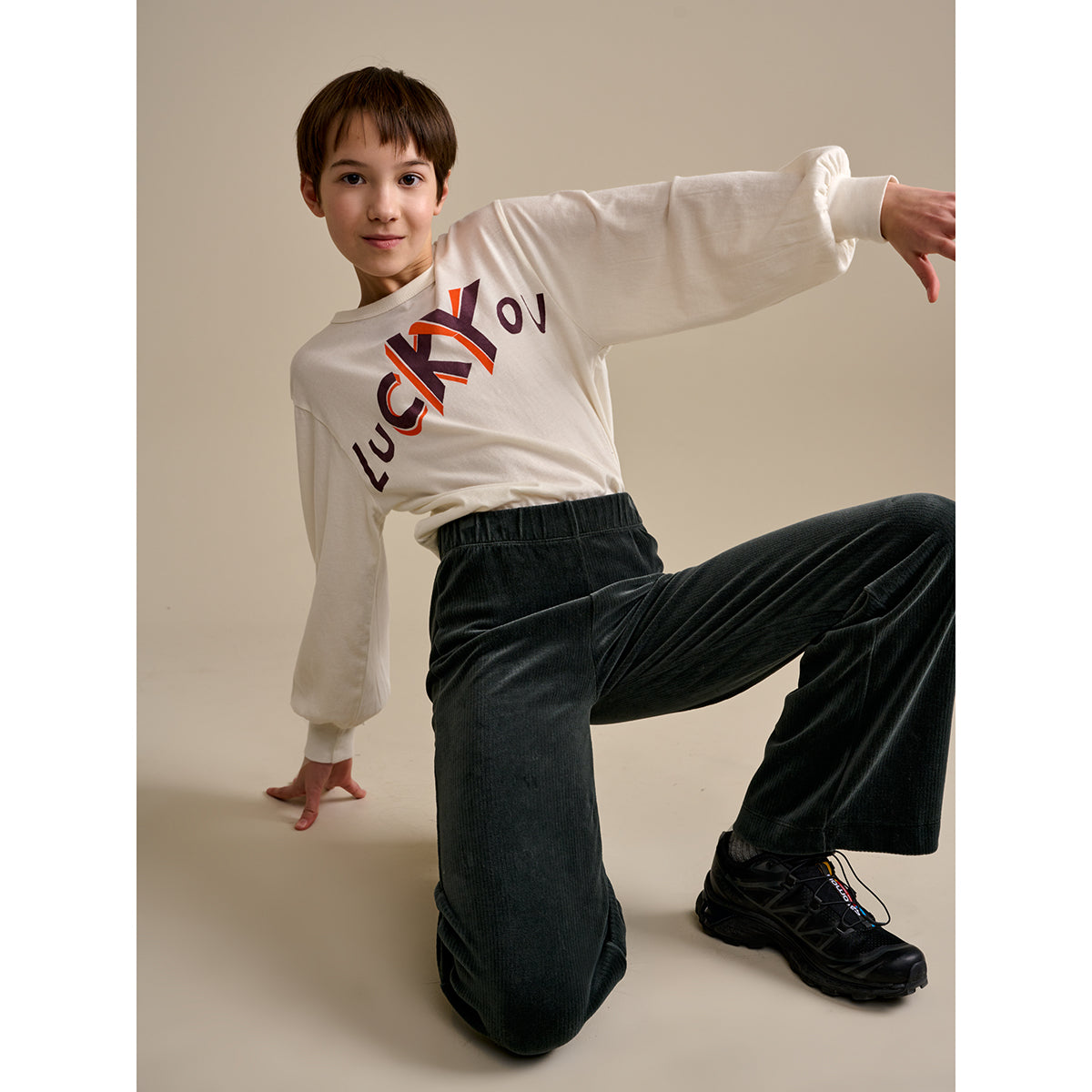 long-sleeved carla t-shirt in the colour VINTAGE WHITE from bellerose for kids/children and teens/teenagers