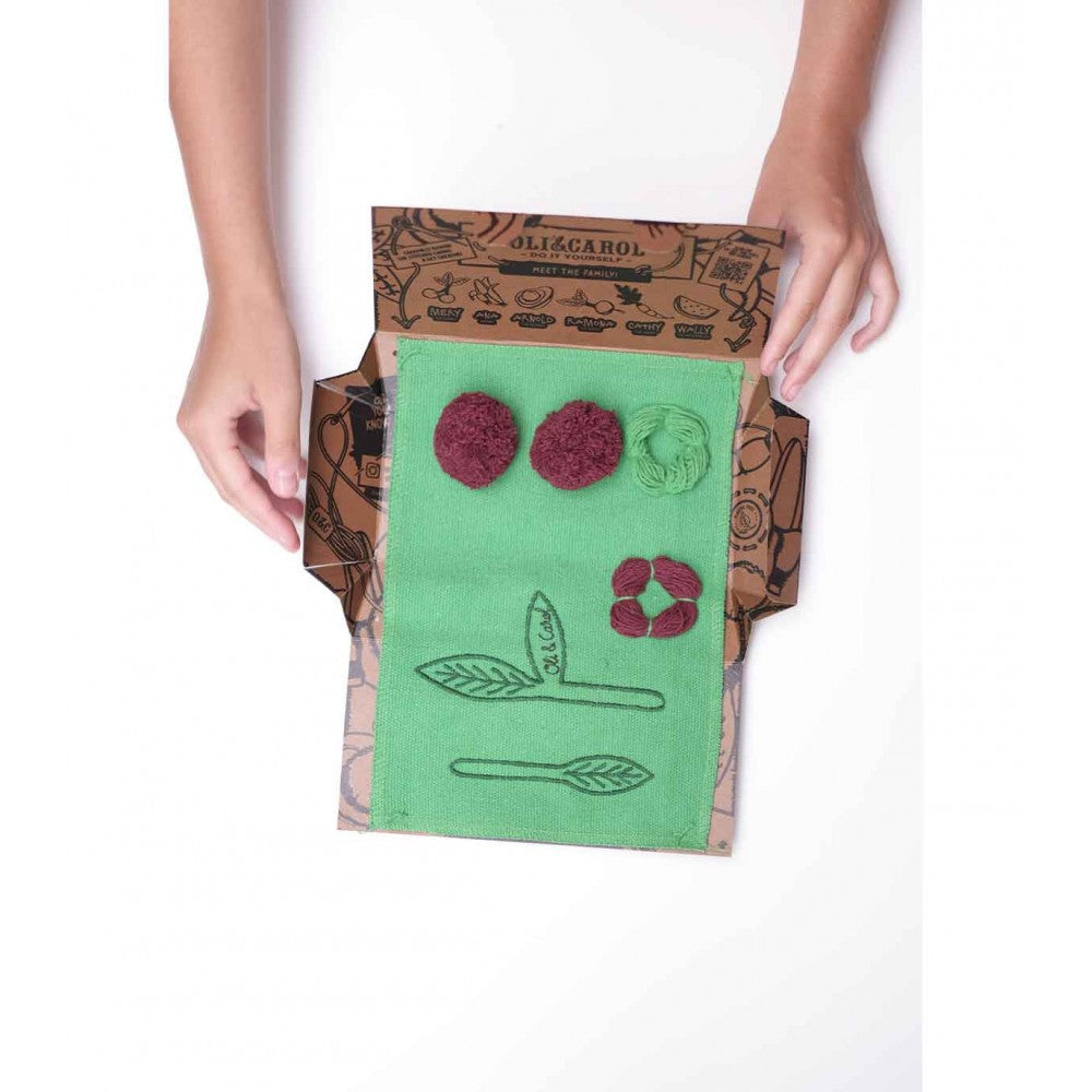 Oli&Carol DIY Mery the Cherry