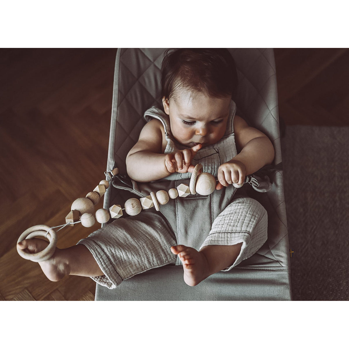 Bezisa Wooden Basics Pramstring
