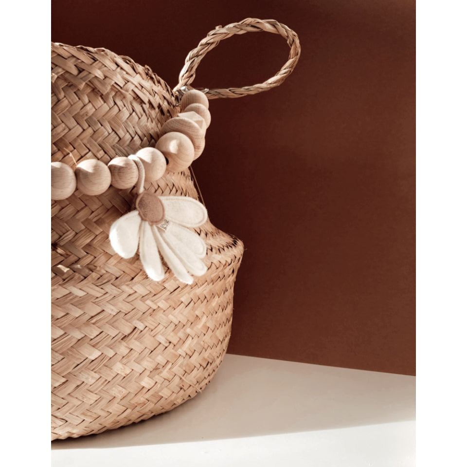Bezisa Daisy Daylight Pramstring for babies