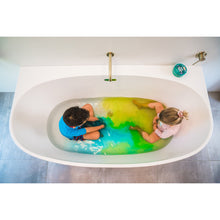 Load image into Gallery viewer, Honeysticks Ultimate Bath Fun Set including bath crayons and bath drops for kids of all ages