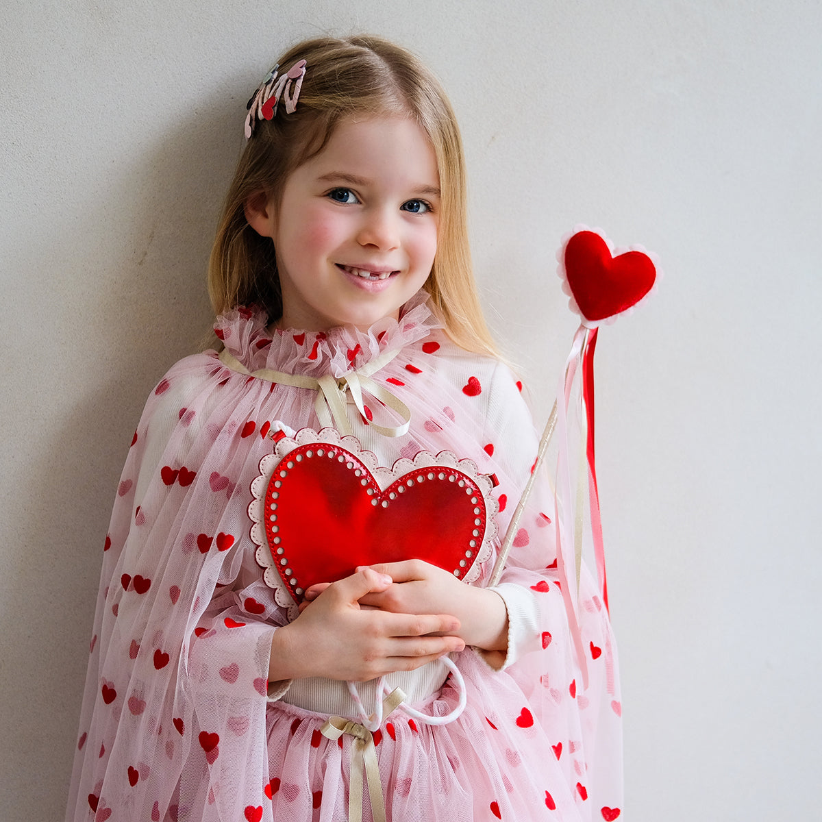 Mimi & Lula Heart Wand