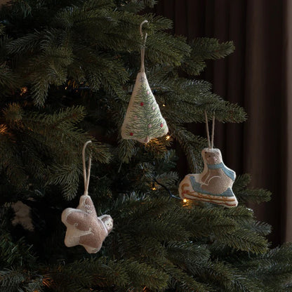 Avery Row Christmas Tree Decorations - Christmas Tree