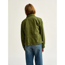 Load image into Gallery viewer, oversized and classic cut Wazucar overshirt in the colour army green from bellerose for kids/children and teens/teenagers