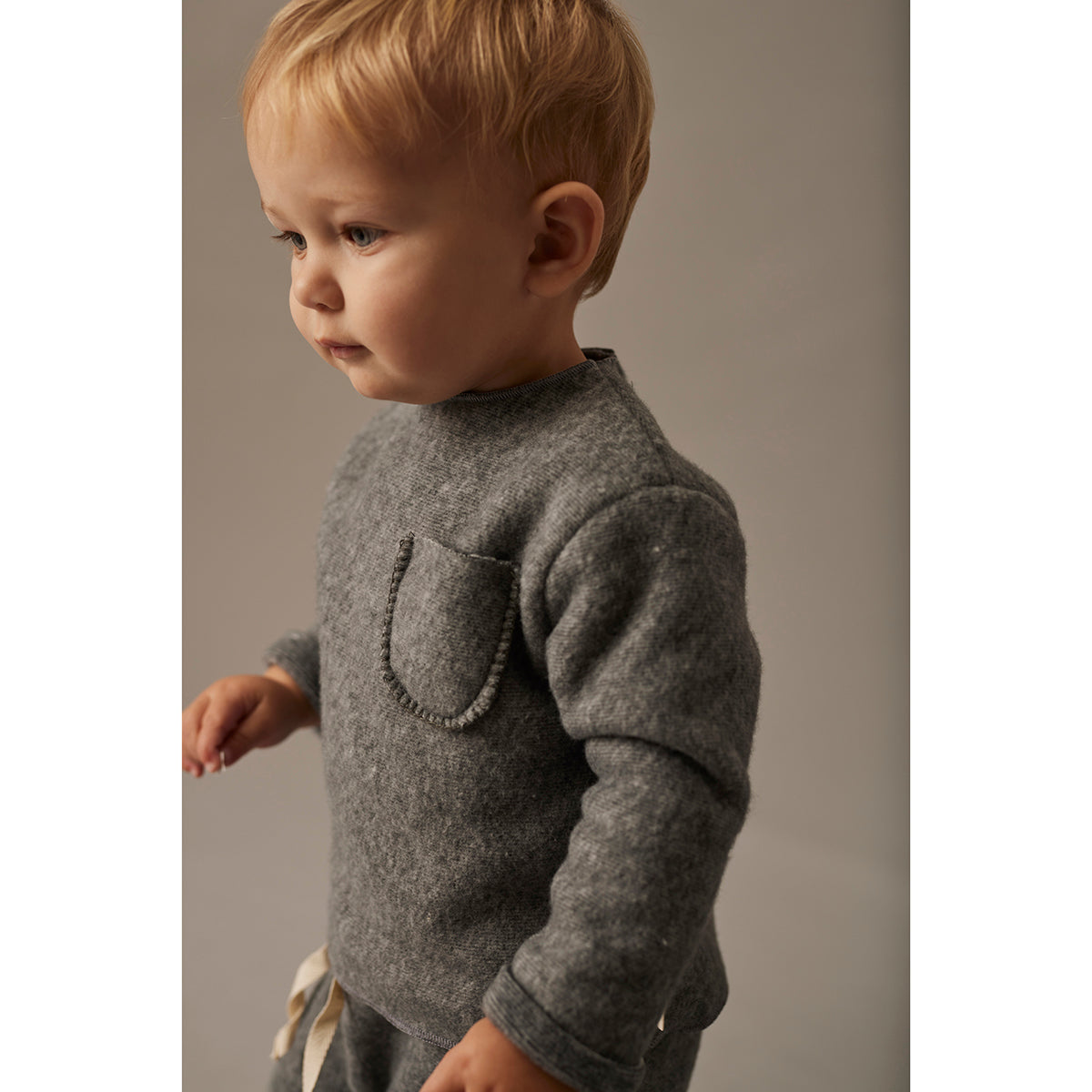 Cozmo Lagos Sweater