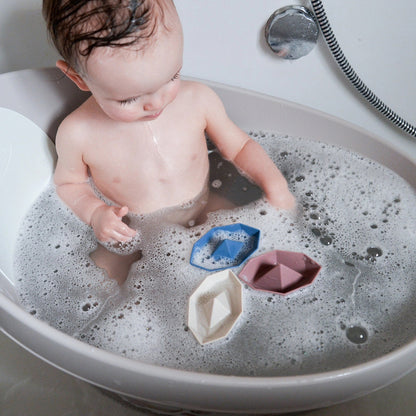 Shnuggle Stack & Sail Bath Boat Toys