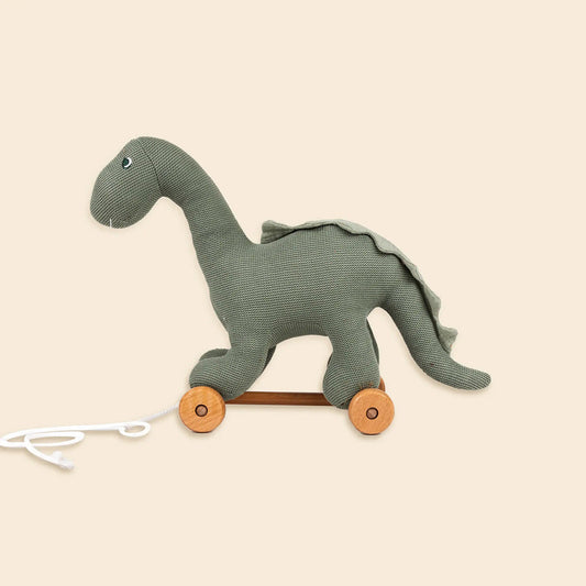 Egmont Pull-Along Victor