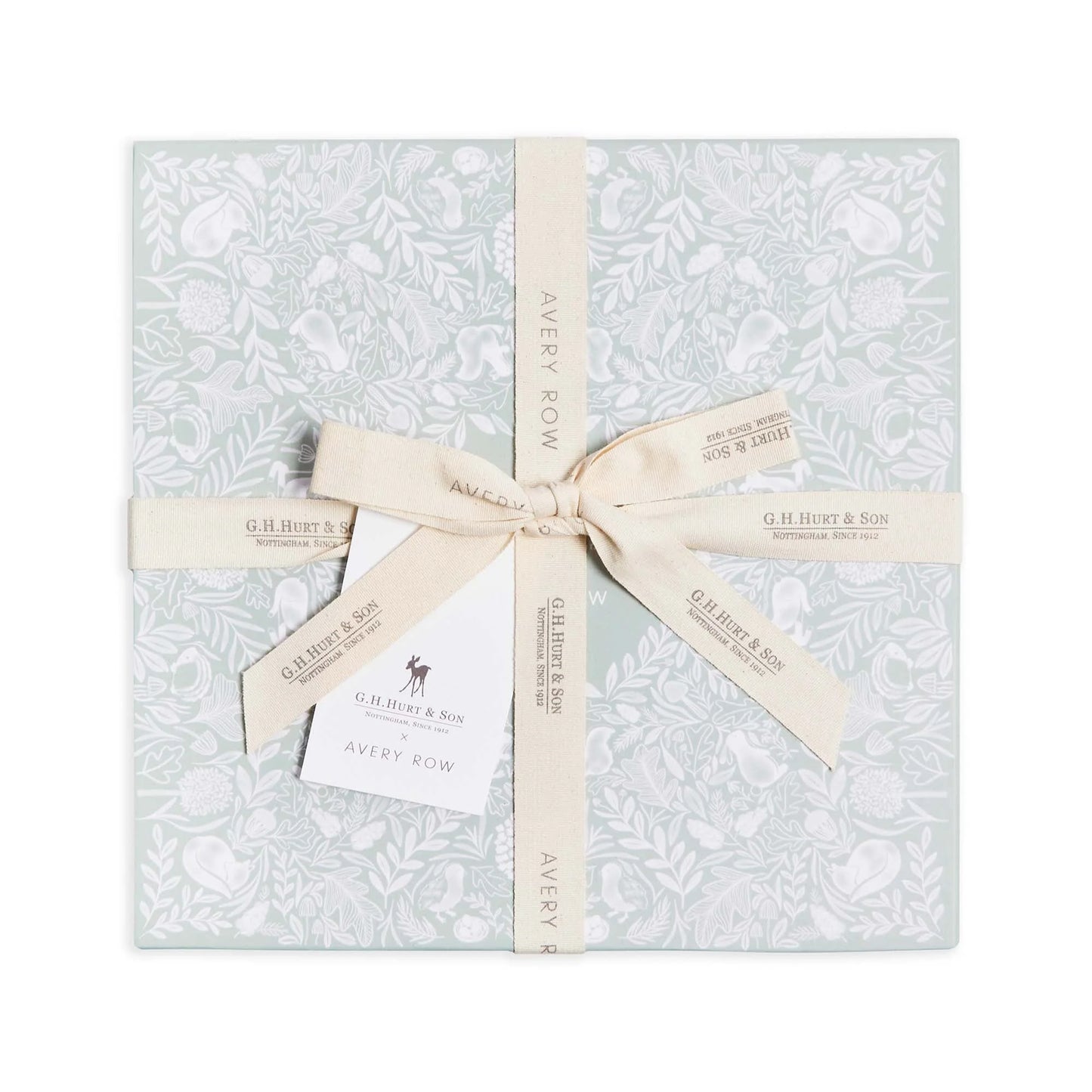 G.H.Hurt & Son X Avery Row Cashmere Shawl Gift Set