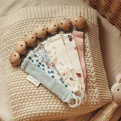 Avery Row Pacifier Holder