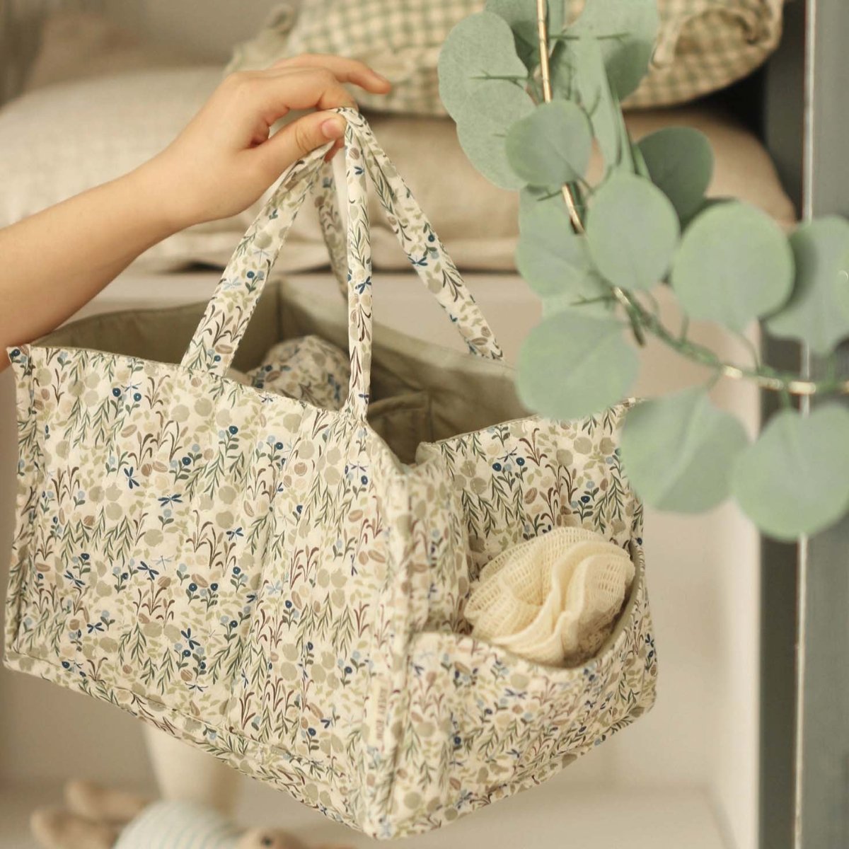 Avery Row Nappy Caddy useful bag