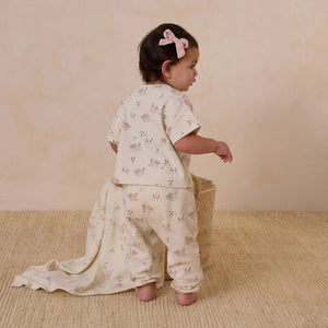 Quincy Mae Woven Swaddle swans