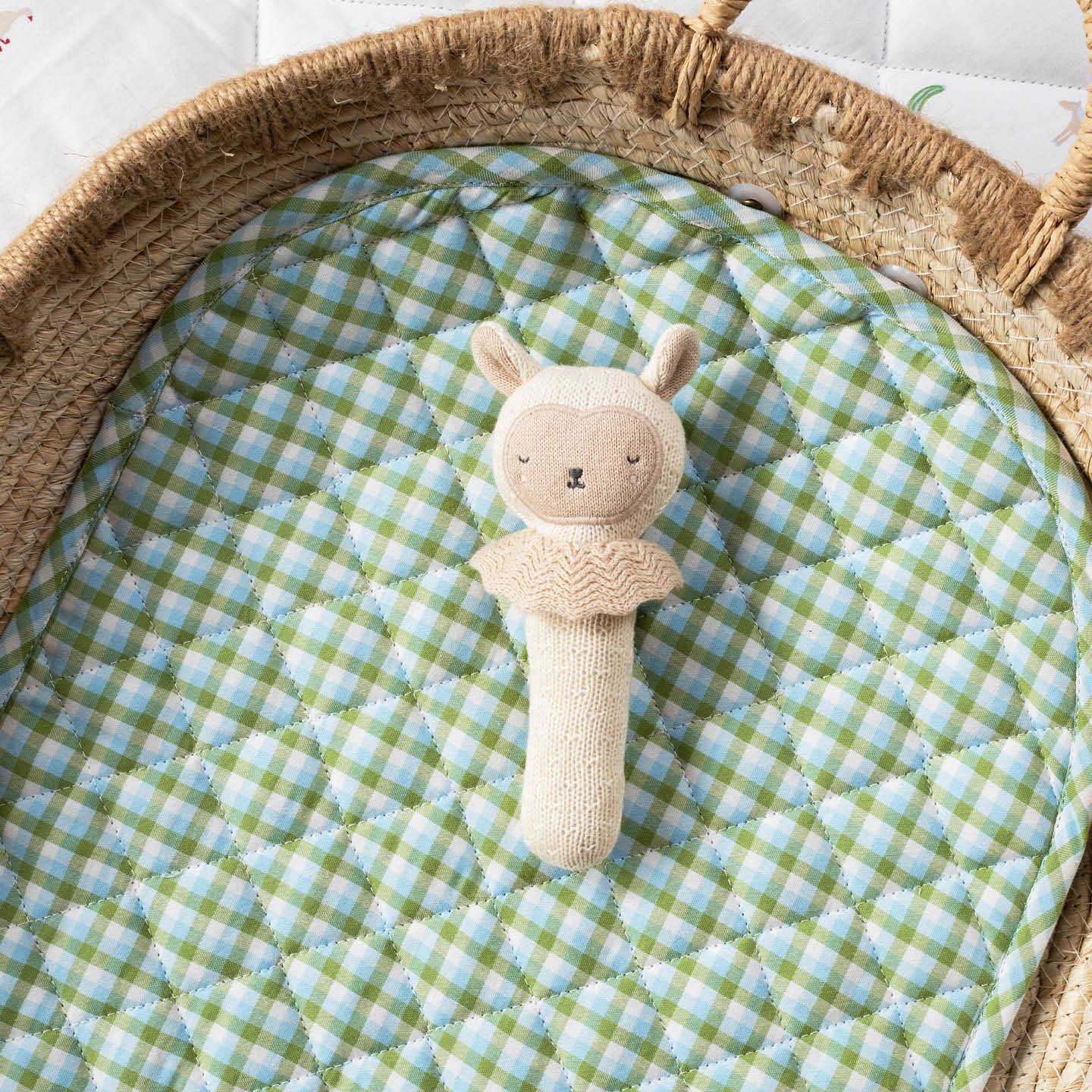 Avery Row Rattle - Sheep
