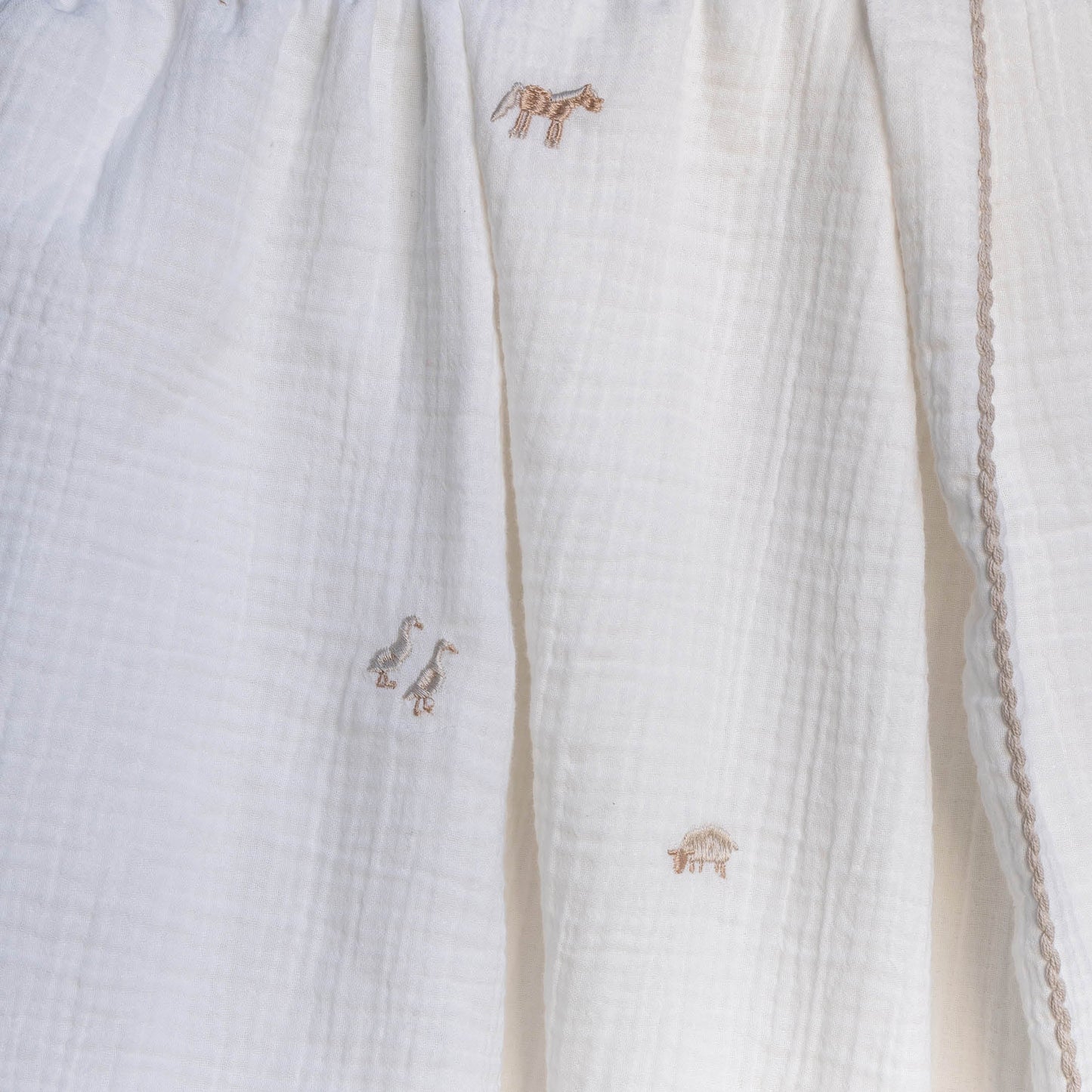 Avery Row Embroidered Muslin Blanket