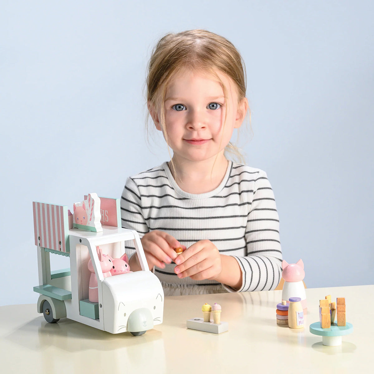 Tender Leaf Toys Kitty's Milkshake Van