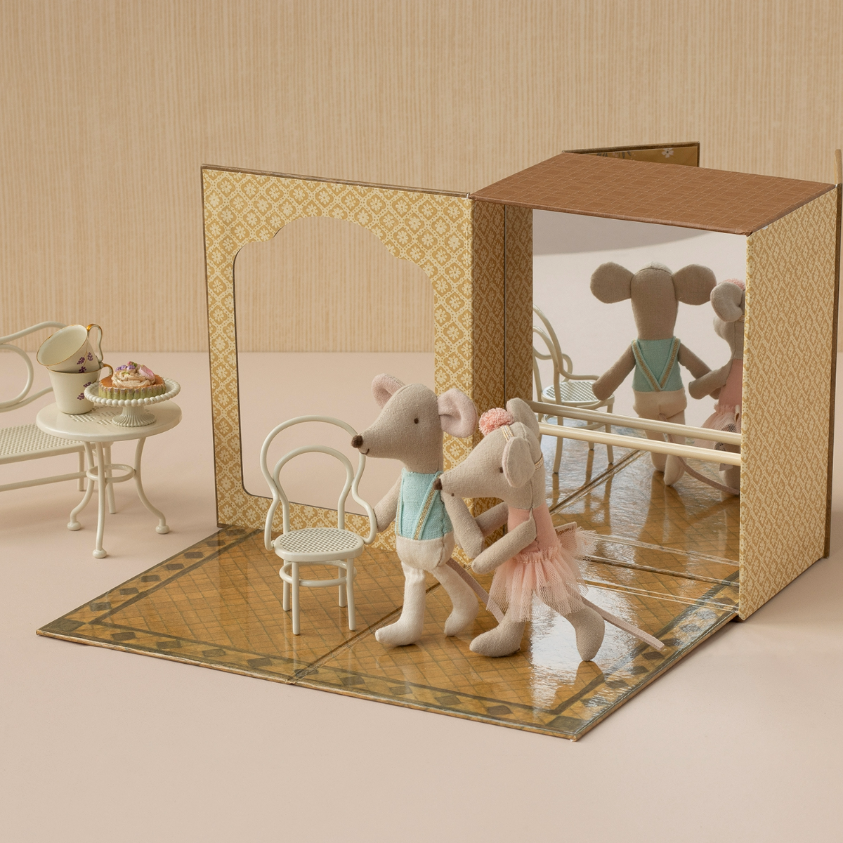 Maileg Ballet Mouse Studio
