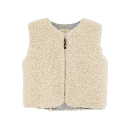 Product picture of Jams Bodywarmer front side from Bellerose. Bodywarmer is sleeveless, made from off-white teddy, featuring a light grey fleece lining and has a front zipper closure.