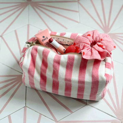 Rose In April Vic Wash Bag