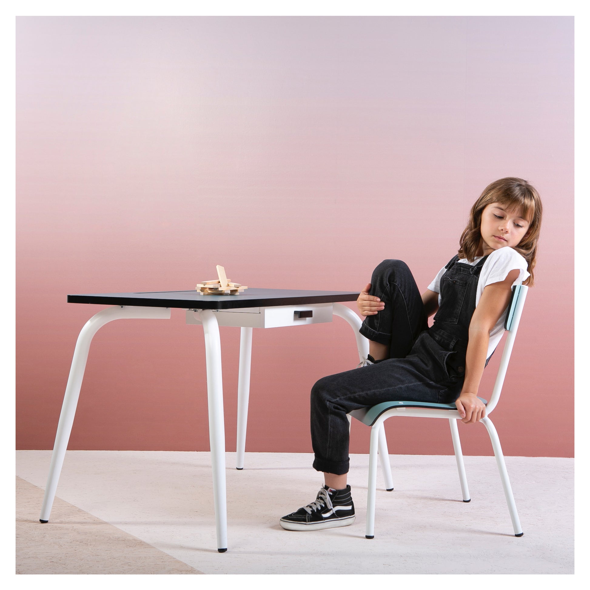 Les Gambettes Romy Desk Blue Duck