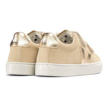 Load image into Gallery viewer, ESPLAR SUEDE ALMOND PLATINE shoes/sneakers in suede and chromefree leather from Veja for toddlers and kids/children