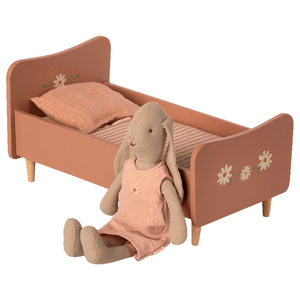 mini wooden bed in colour rose from maileg