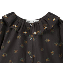 Load image into Gallery viewer, Groseille Cotton Voile Blouse with gooseberry all-over print for kids/children from Emile Et Ida