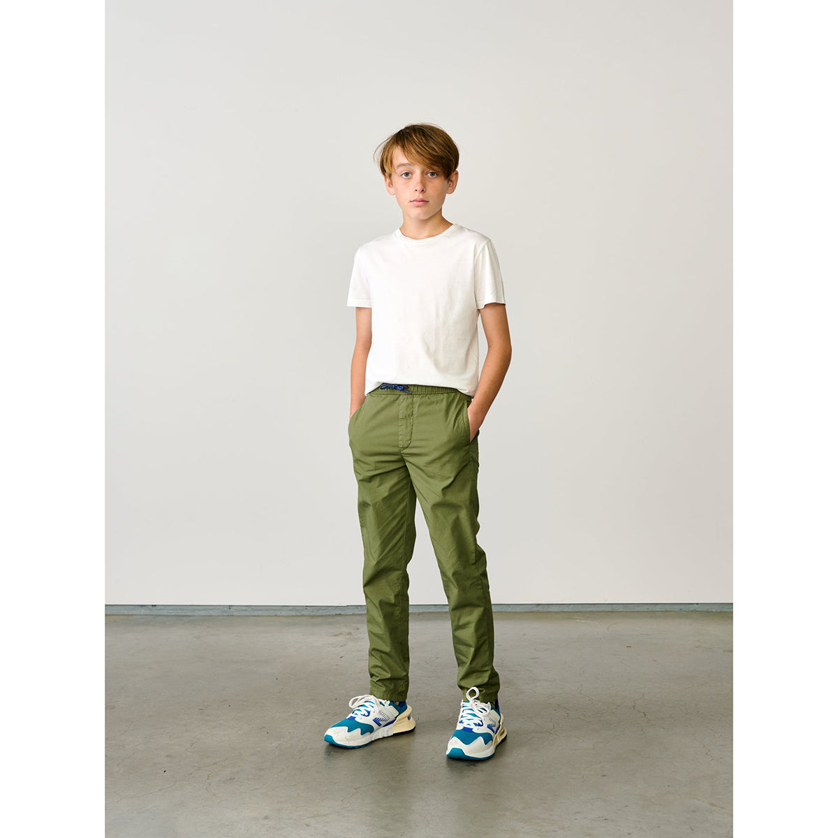 tapered legs trousers with concealed side pockets from bellerose for kids