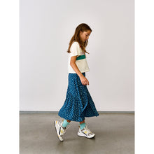 Load image into Gallery viewer, flowy long skirt for teens in colour blue with flowers print in material viscose from bellerose