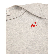 Load image into Gallery viewer, light grey short sleeves body with red embroidery from bobo choses for newborns and babies