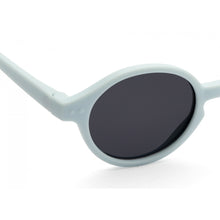 Load image into Gallery viewer, blue round sunglasses for babies from izipizi