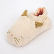 Load image into Gallery viewer, cute cat baby booties / starter shoes with gold details from meri meri