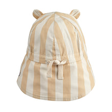 Load image into Gallery viewer, gorm reversible sun hut in colour Y/D Stripe: Safari/Sandy from liewood for babies and toddlers