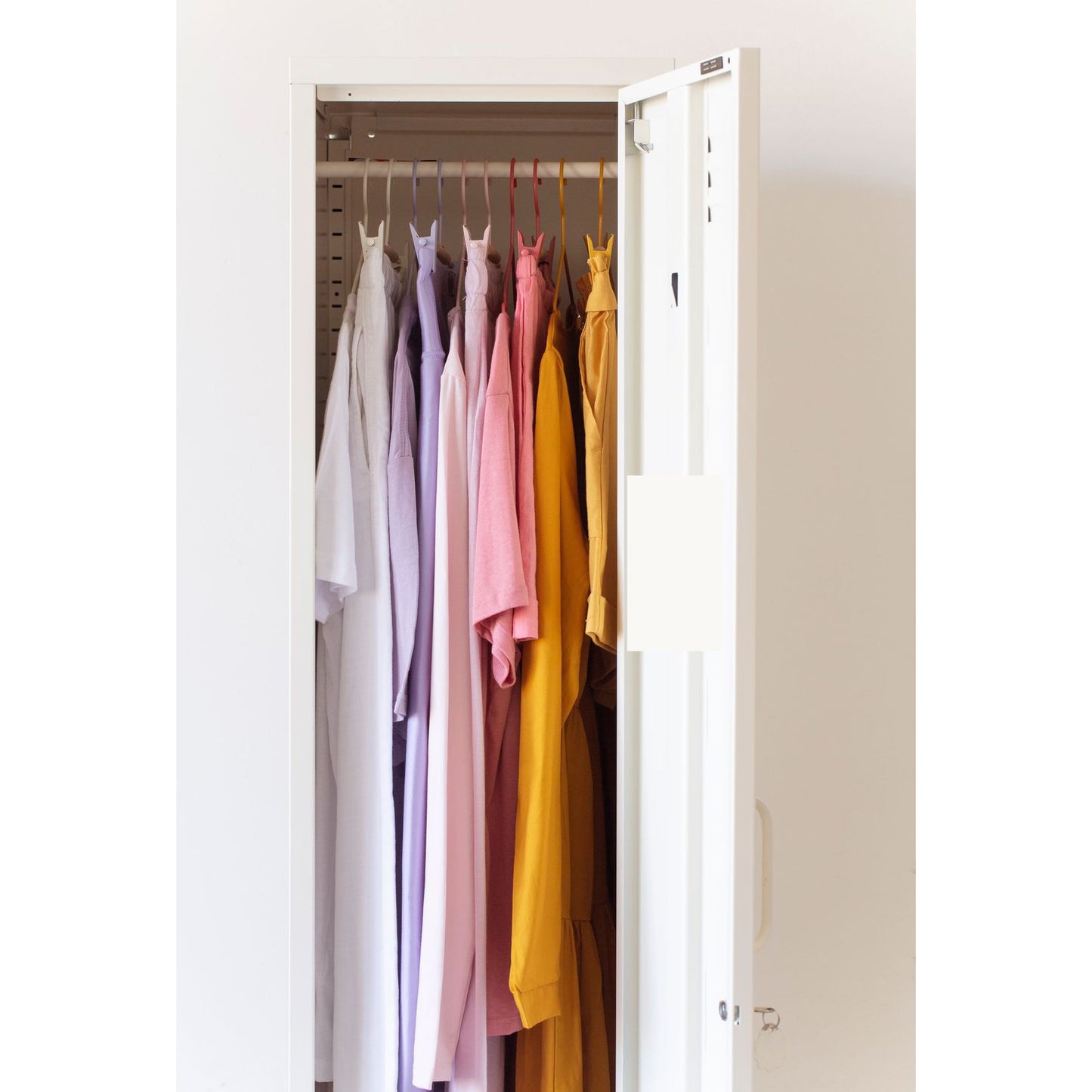 Mustard Made Adult Clip Hanger in Summer