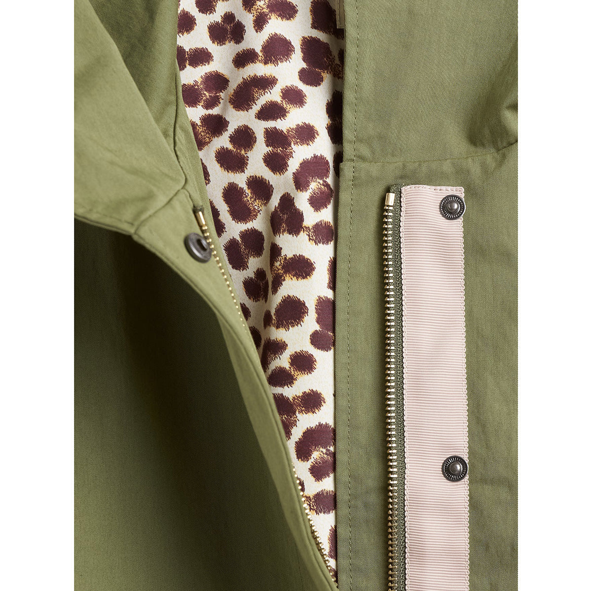 kids raincoat in green 