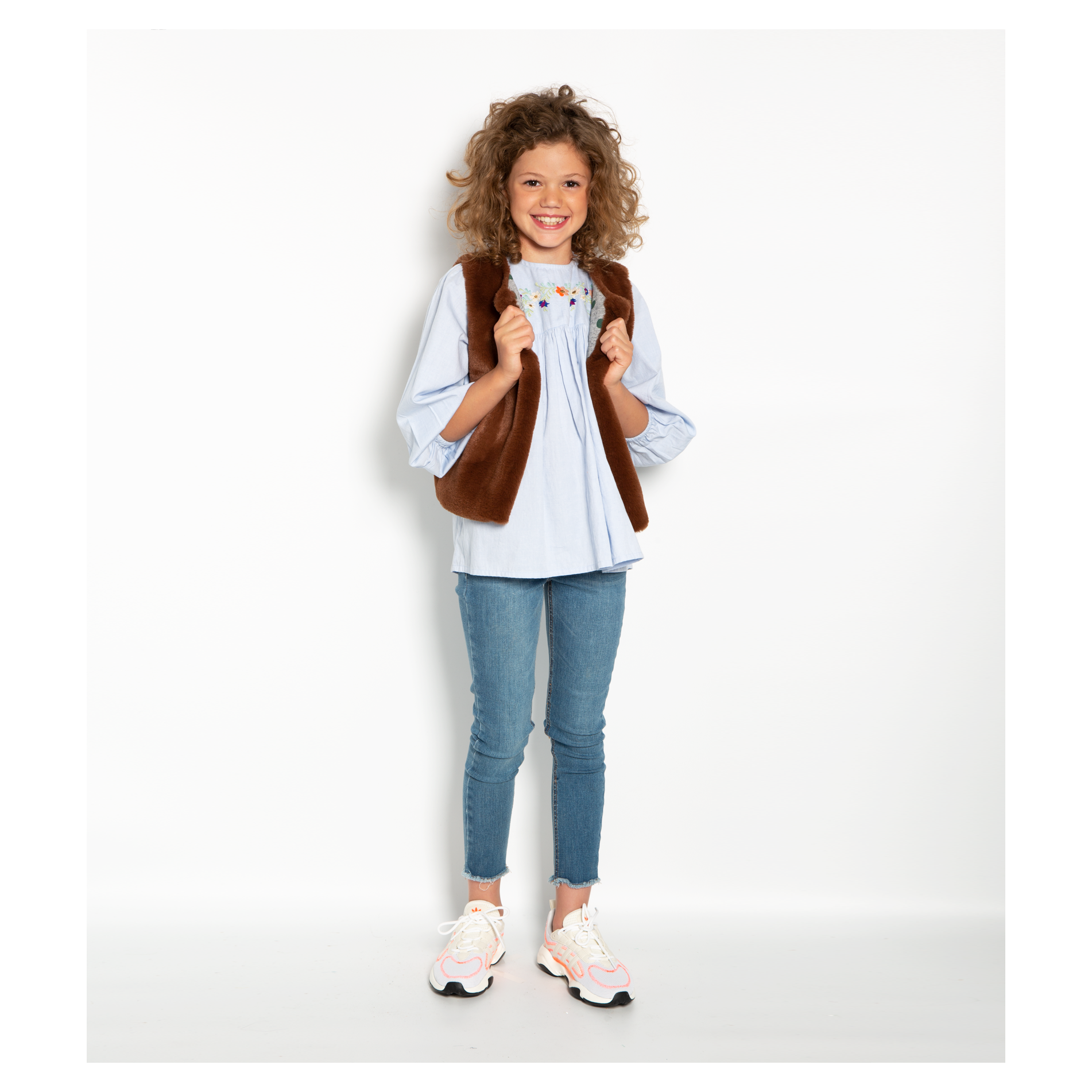 AO76 Bodywarmer Fur