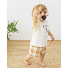 Load image into Gallery viewer, gingham shorts in the colour caramel from búho for babies and toddlers