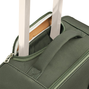 jeremy suitcase with telescopic handle, two carrying handles, two inside compartments: Divided mesh pocket and tensioning belt from liewood for kids