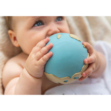 Load image into Gallery viewer, Bath toy for kids in shape of the world, from Oli &amp; Carol