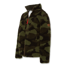 Load image into Gallery viewer, AO76 Camo Teddy Zip-Up