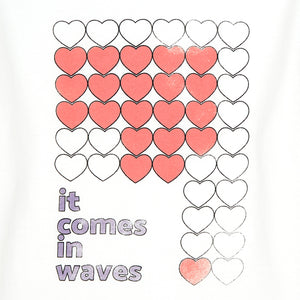 it comes in waves long sleeve t-shirt in off white from hundred pieces made in portugal from 100% organic cotton for toddlers, kids/children and teens/teenagers