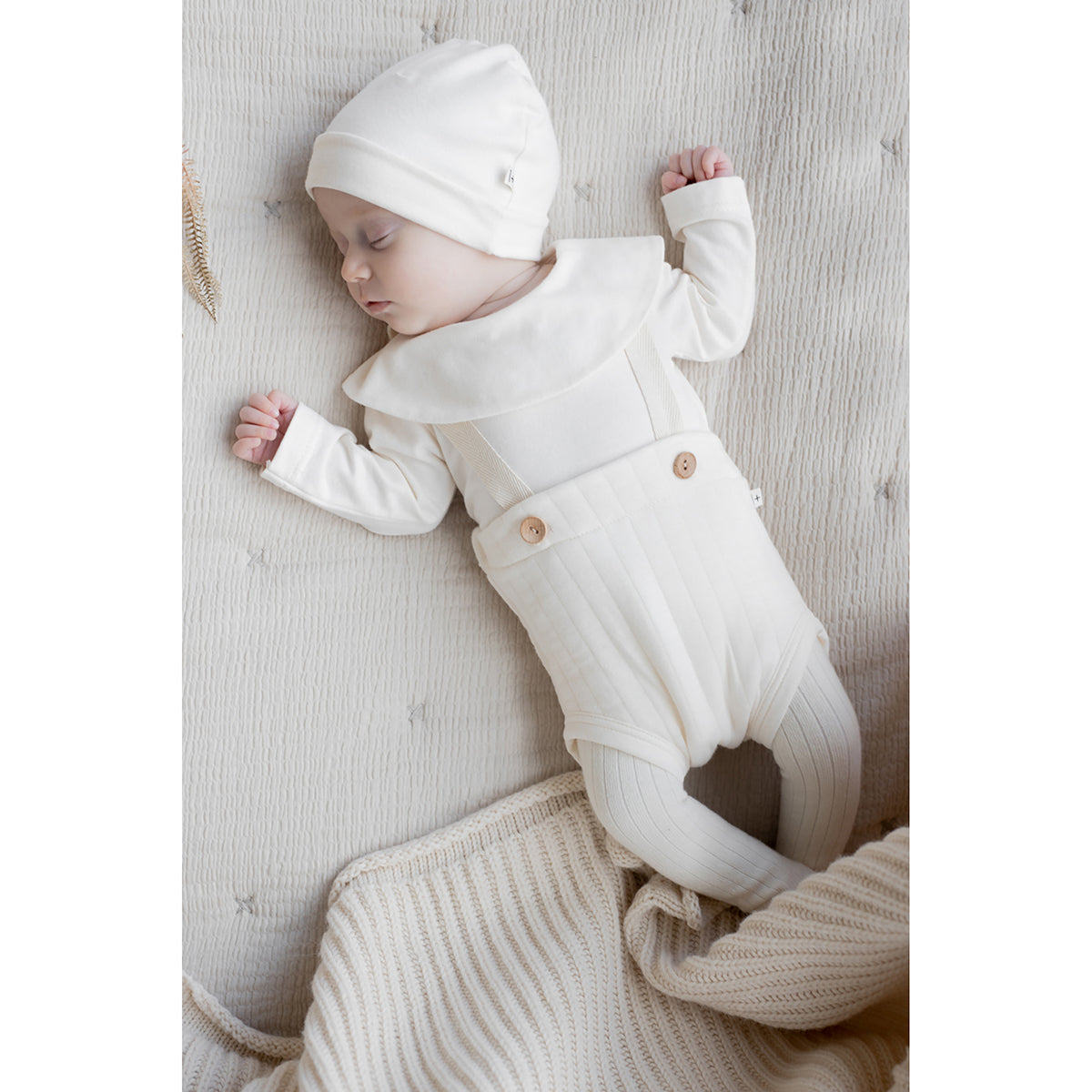 round collar on body for newborns and babies from 1+ in the family