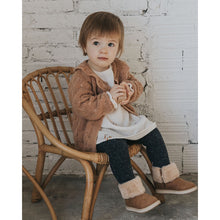 Load image into Gallery viewer, Warm and comfortable boho cardigan with a ruffled neckline and front shell buttons for fastening from búho for babies and toddlers