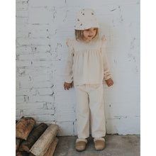 Load image into Gallery viewer, Comfortable lurex blouse in the colour CREAM from búho for kids/children
